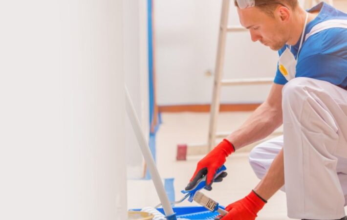 Applicazione di pittura in un ambiente interno